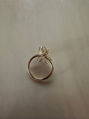 Delicate Gold Flower Ring - Women Jewelry